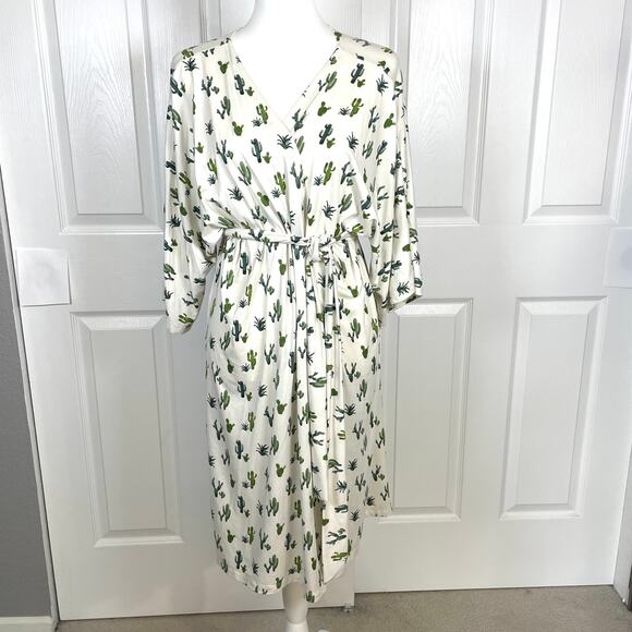 Kins & kay Cactus Print 3/4 Sleeve Robe Size L/XL Soft and Comfortable - Picture 1 of 10